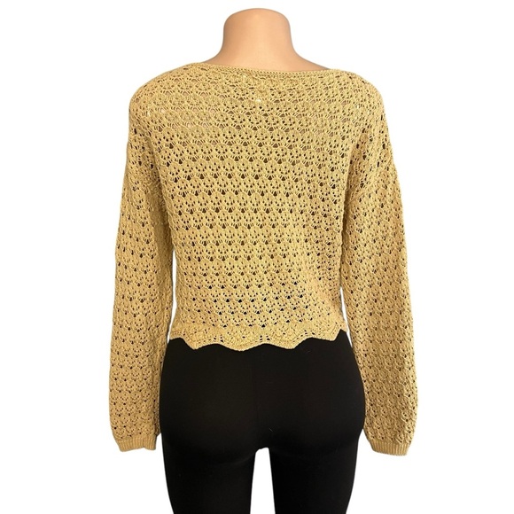 House of Harlow 1960 Tan Crochet Scalloped Knit Sweater - Picture 6 of 8
